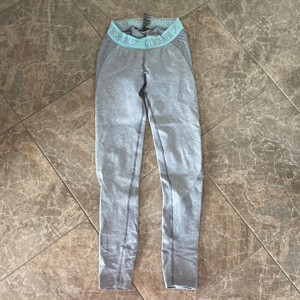 Womens gymshark leggings size small, perfect condition